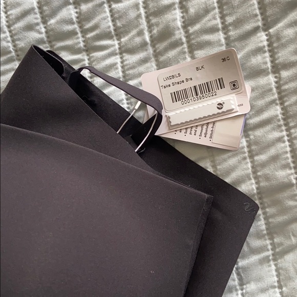 Lululemon Take shape bra 36-C - Picture 6 of 7